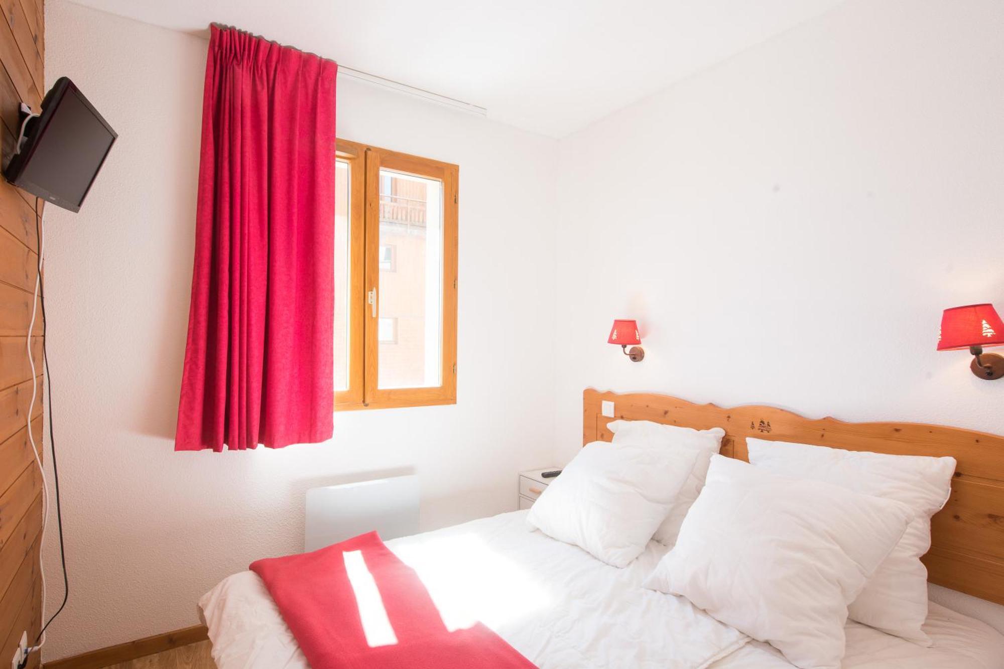 Ferienwohnung Le Hameau Des Ecrins Puy-Saint-Vincent Exterior foto