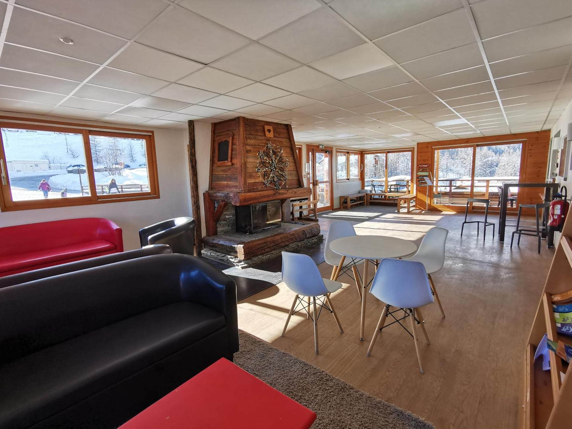 Ferienwohnung Le Hameau Des Ecrins Puy-Saint-Vincent Exterior foto